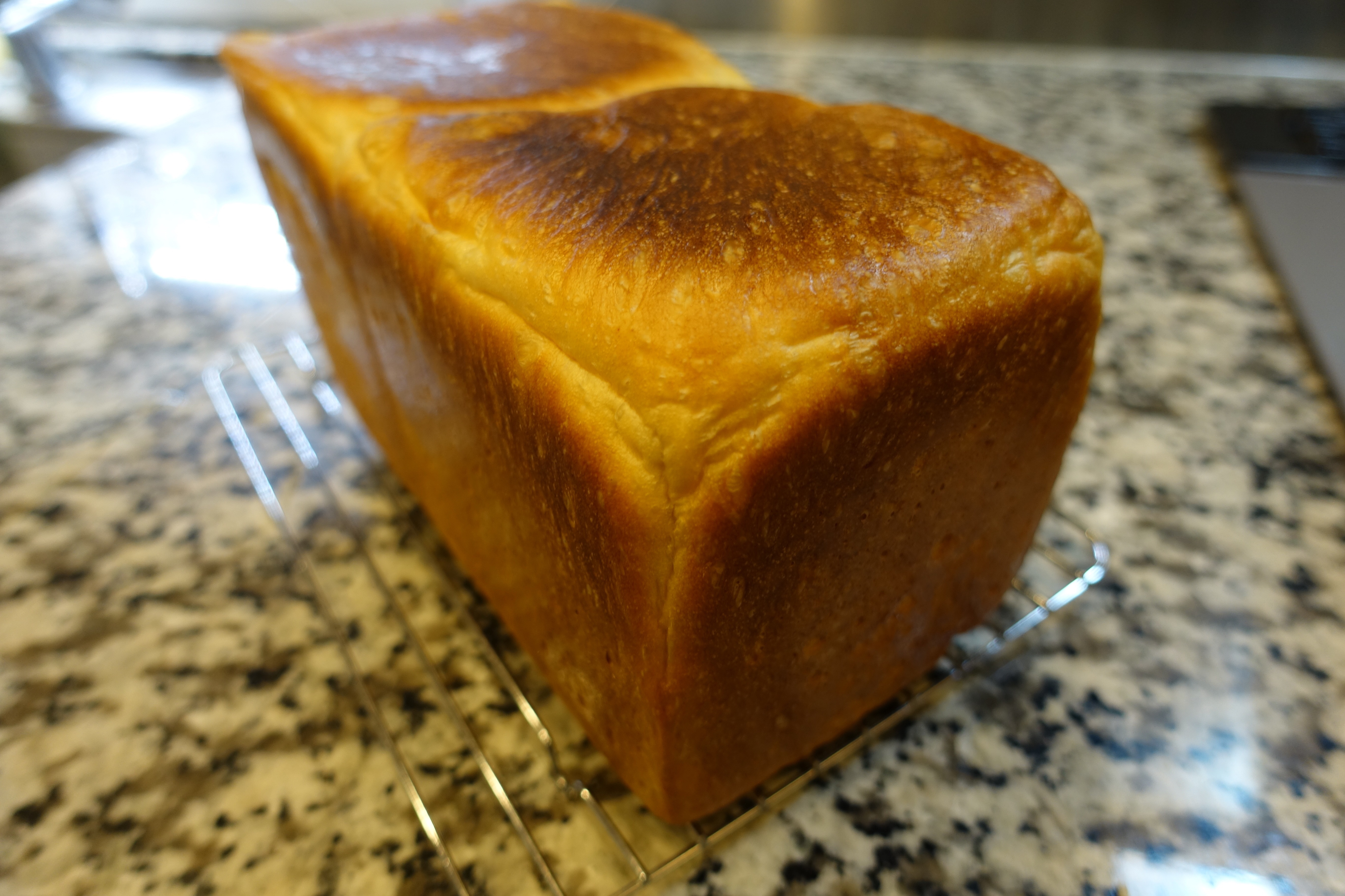 おいしい食パンを焼きました。
