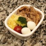 生姜焼き　鮭ご飯